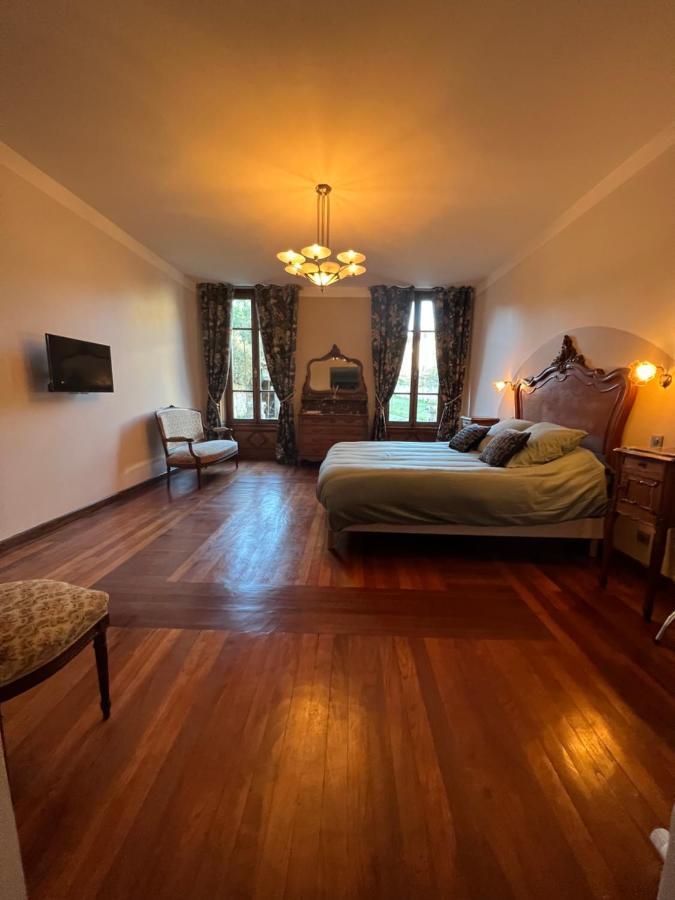 Maison D'Hotes De La Prison En Toutes Libertes Espalion Ngoại thất bức ảnh